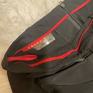 In good condition black Prada skirt. Size S